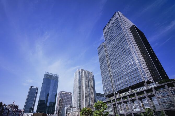 2007（平成19）年に建て替えられた新丸の内ビルディングの写真